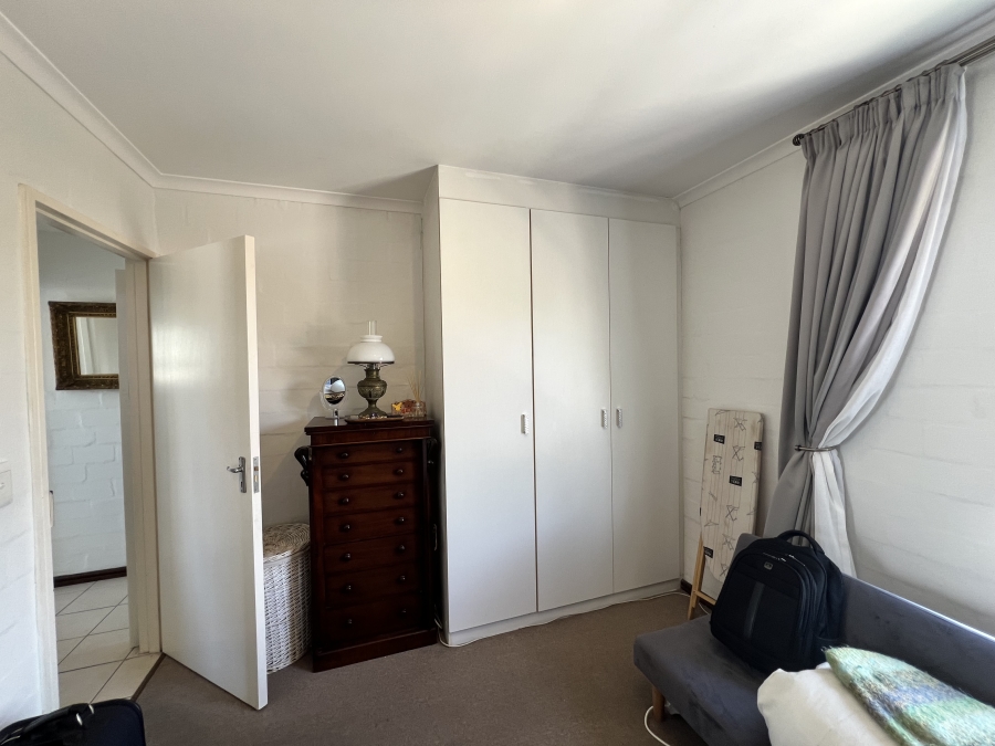 To Let 2 Bedroom Property for Rent in Parklands Western Cape